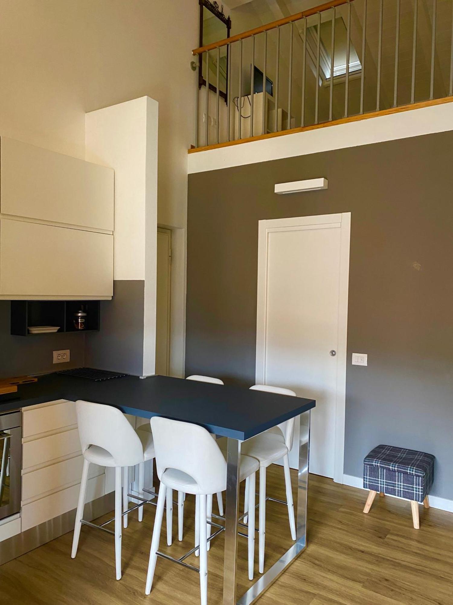 Modern Apartment With Terrace And Mezzanine Floor Colico Exterior photo